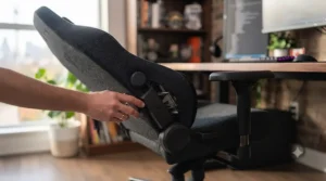 Ergonomic gaming office chair reclining backrest / Dossier inclinable de chaise de bureau gaming